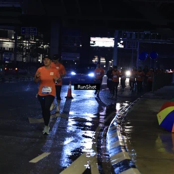Runner Photo 7893892