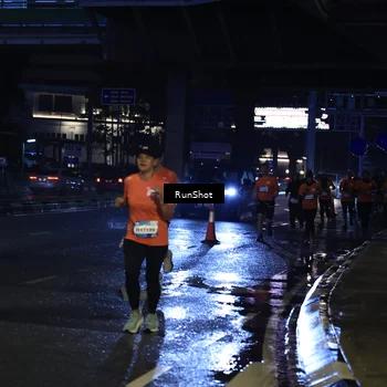 Runner Photo 7893900