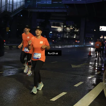Runner Photo 7893914