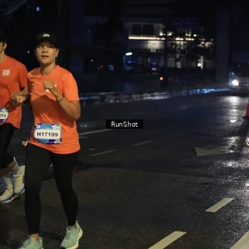 Runner Photo 7893924