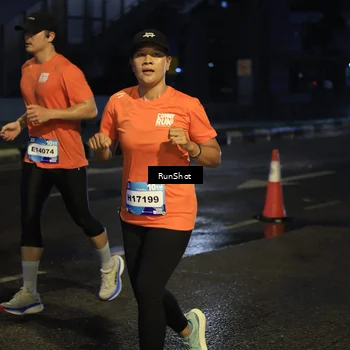 Runner Photo 7893925