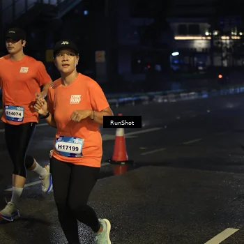 Runner Photo 7893940