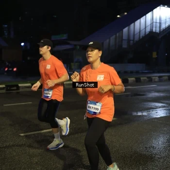 Runner Photo 7893941