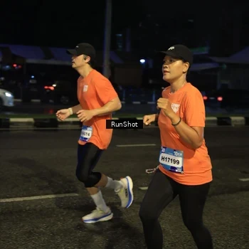 Runner Photo 7893947
