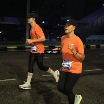 Runner Photo 7893951