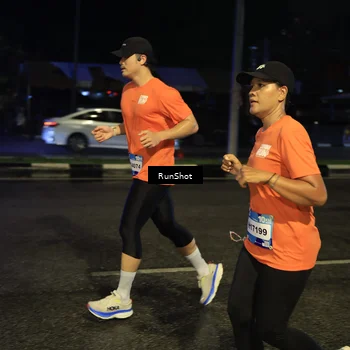 Runner Photo 7893957