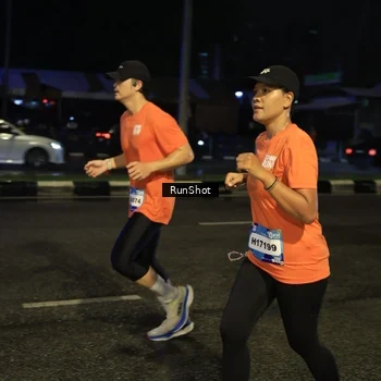 Runner Photo 7893958