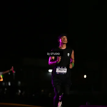 Runner Photo 7893969