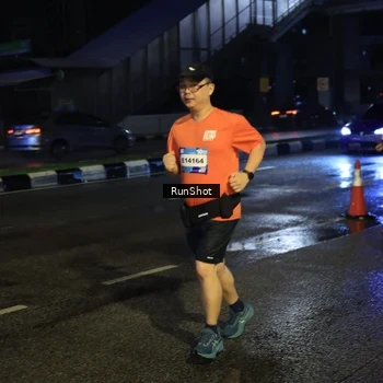 Runner Photo 7893977