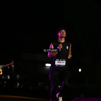 Runner Photo 7893979