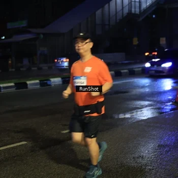 Runner Photo 7893996