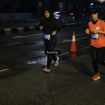 Runner Photo 7894005