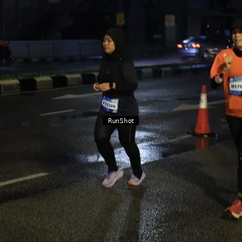 Runner Photo 7894009