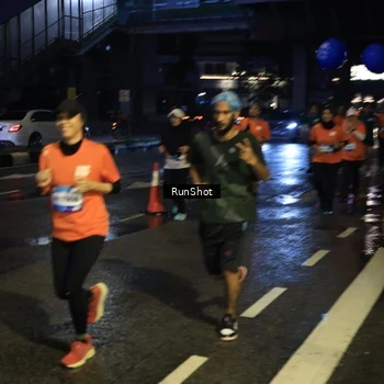 Runner Photo 7894032