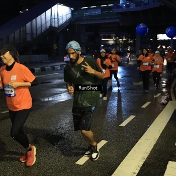 Runner Photo 7894040
