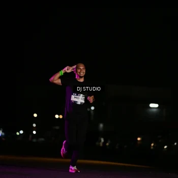 Runner Photo 7894052