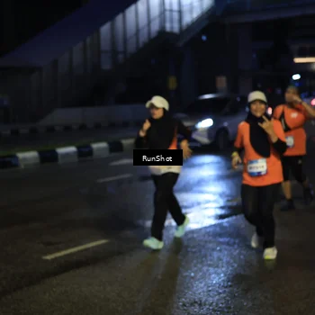 Runner Photo 7894053