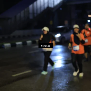 Runner Photo 7894055