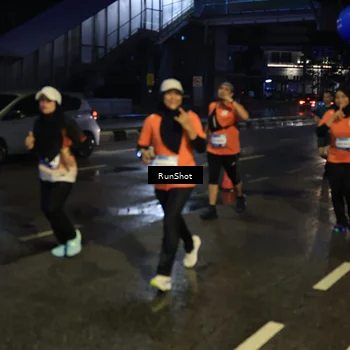 Runner Photo 7894065