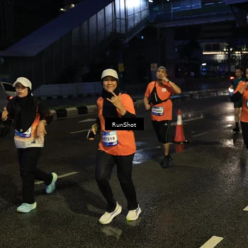 Runner Photo 7894074