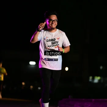 Runner Photo 7894092