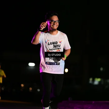 Runner Photo 7894093