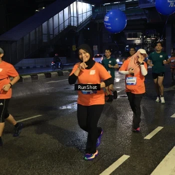 Runner Photo 7894103