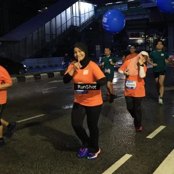 Runner Photo 7894106