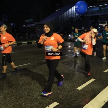 Runner Photo 7894125