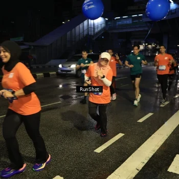 Runner Photo 7894132