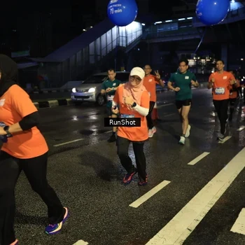 Runner Photo 7894139