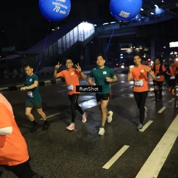 Runner Photo 7894149