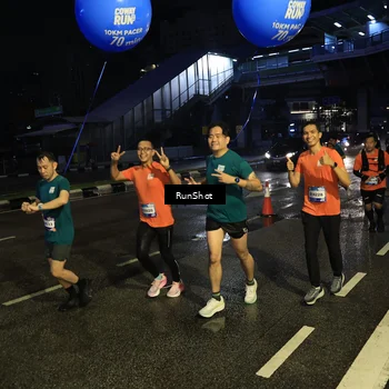 Runner Photo 7894160