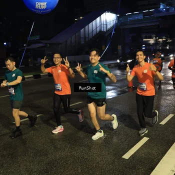 Runner Photo 7894171