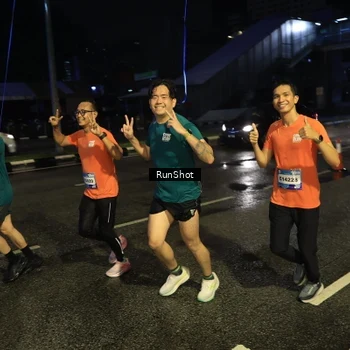Runner Photo 7894176