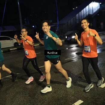 Runner Photo 7894180