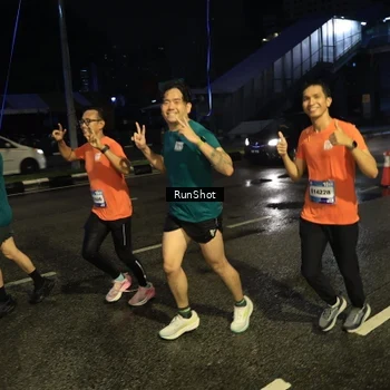 Runner Photo 7894181