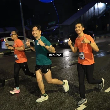 Runner Photo 7894186