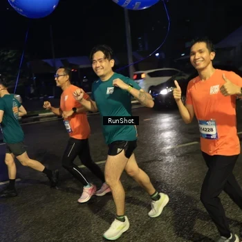 Runner Photo 7894190