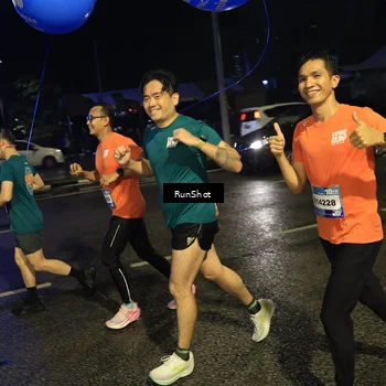 Runner Photo 7894193
