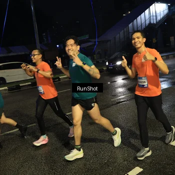 Runner Photo 7894201