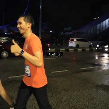 Runner Photo 7894202