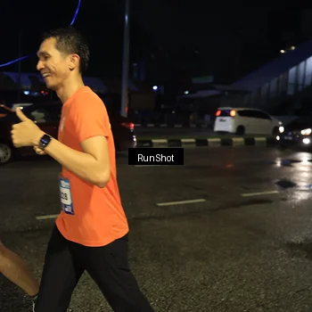 Runner Photo 7894203