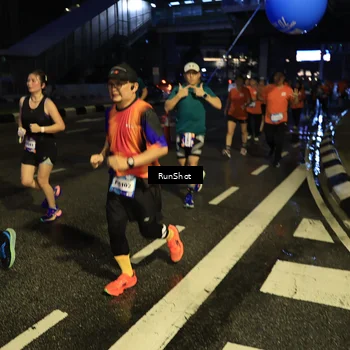 Runner Photo 7894242