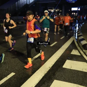Runner Photo 7894243