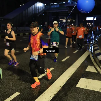 Runner Photo 7894258