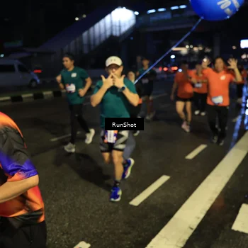 Runner Photo 7894260