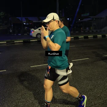 Runner Photo 7894288