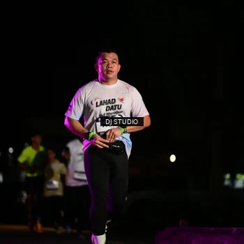 Runner Photo 7894304