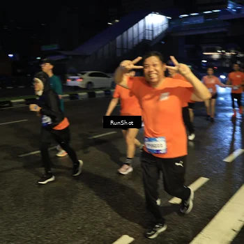 Runner Photo 7894305